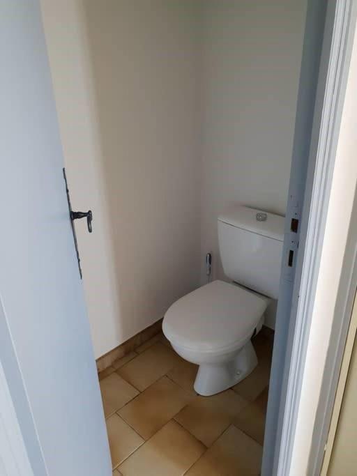 ANA LOCATION - Résidence Lou Cigaloun Gréoux-les-Bains Exterior foto
